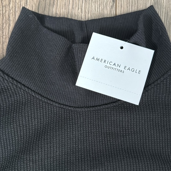 AMERICAN OUTFITTERS RIBBED SOFT MOCK NECK SHIRT, BRAND NEW TAGS ATTACHED XS - Picture 2 of 3